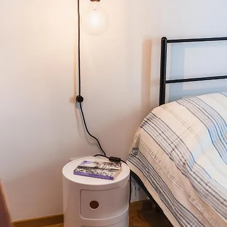 Interno 19 - Vista Mare باري